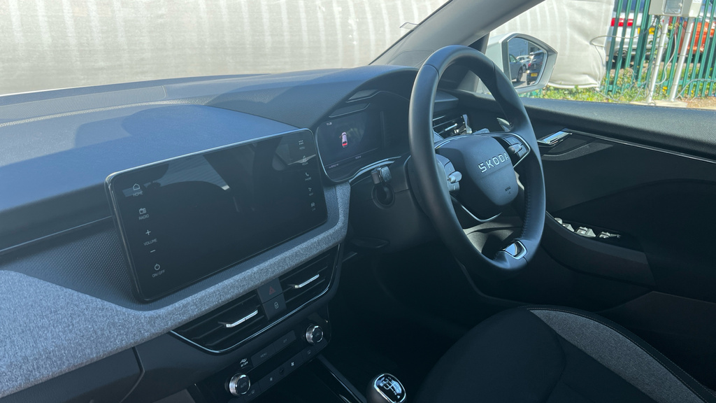 Skoda Scala Scala 1.0 Tsi 116 Se Edition GF25OLT White #2