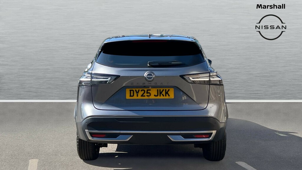 Nissan Qashqai Qashqai 1.3 Dig-t Mh Acenta Premium DY25JKK Grey #6