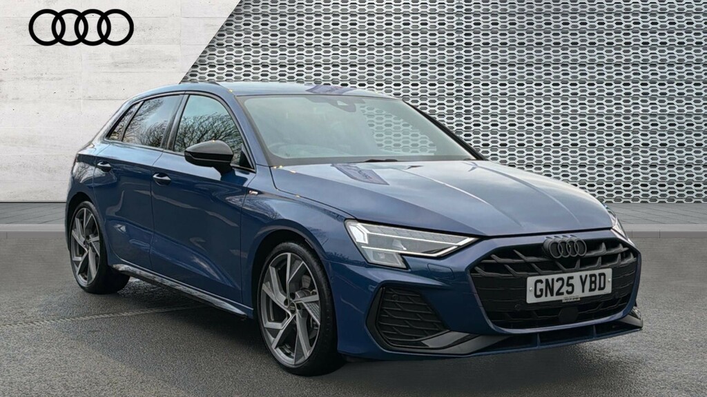 Audi A3 A3 35 Tfsi Black Edition S Tronic Blue