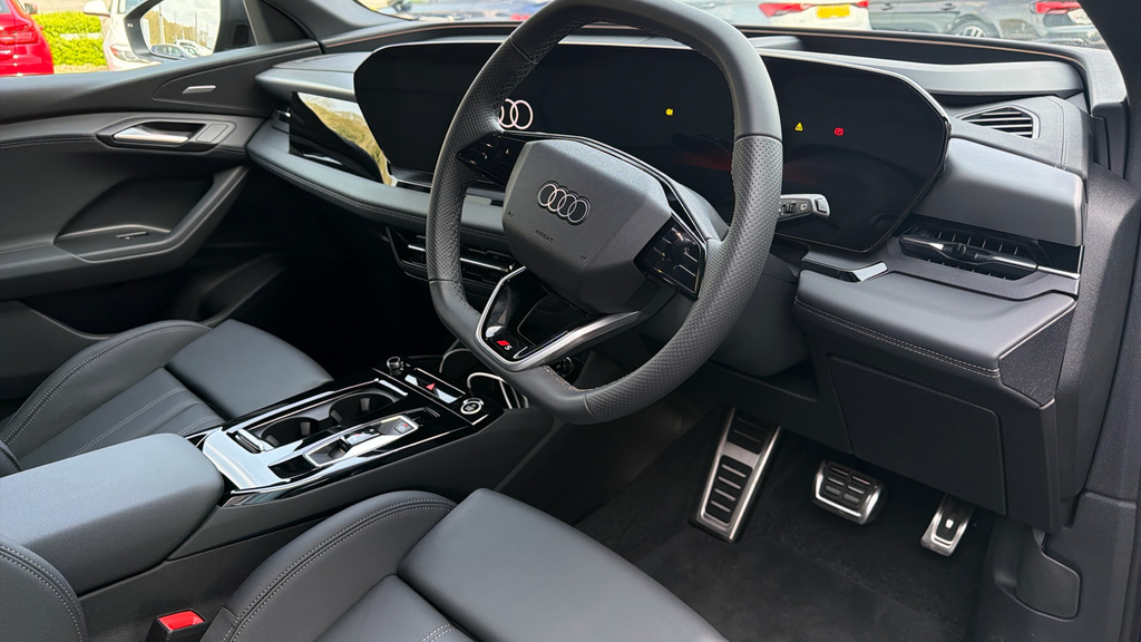Audi Q6 E-Tron Audi Q6 Suv S Line E-tron Quattro 285,00 Kw GJ26WUG Grey #6