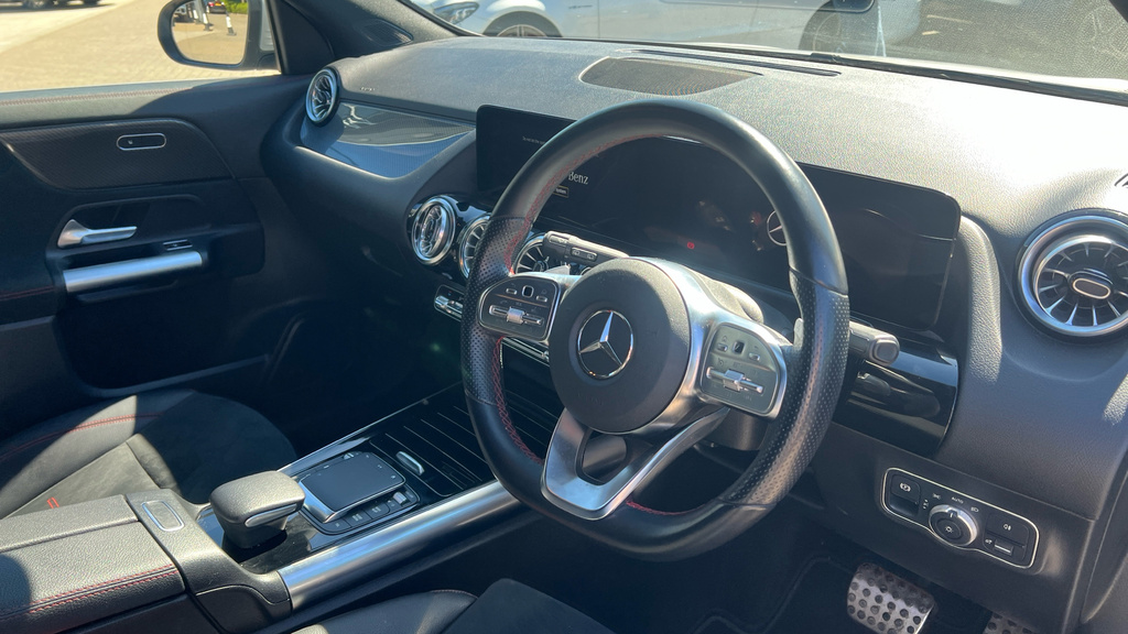 Mercedes-Benz GLA Class Gla 220D 4Matic Amg Line Executive KN23YLV Silver #3