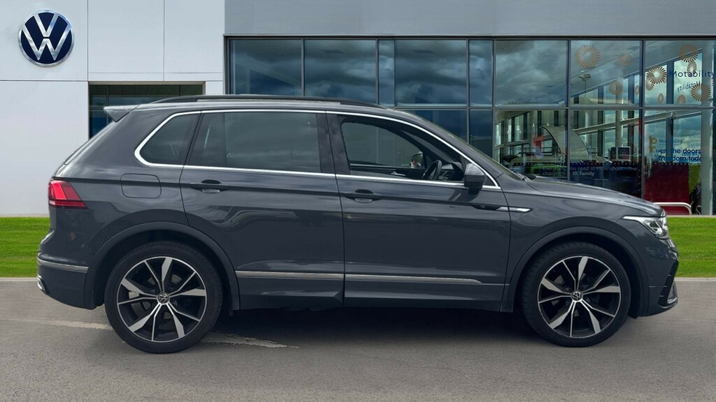 Volkswagen Tiguan Tiguan 2.0 Tdi R-line Dsg FY73CWO Grey #4