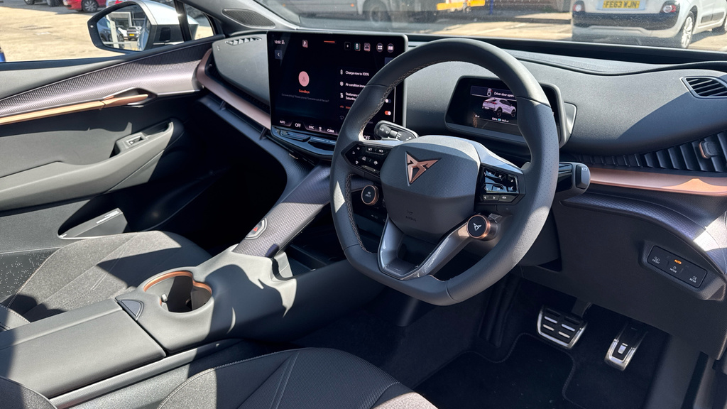Cupra Tavascan Tavascan 210Kw V1 77Kwh KR26NWC White #6