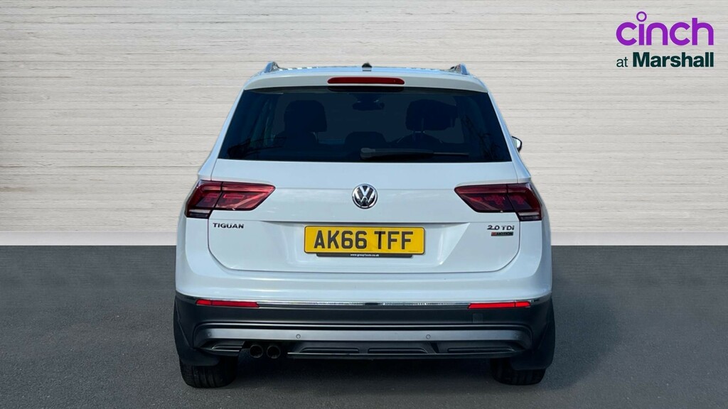 Volkswagen Tiguan Tiguan 2.0 Tdi 150 4Motion Sel AK66TFF White #4