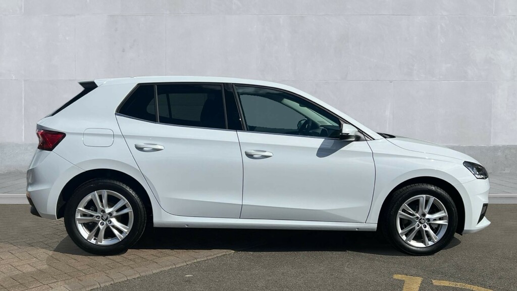 Skoda Fabia Skoda Fabia Hatchback 1.5 Tsi 150 Se L Edition RE26PKD White #4