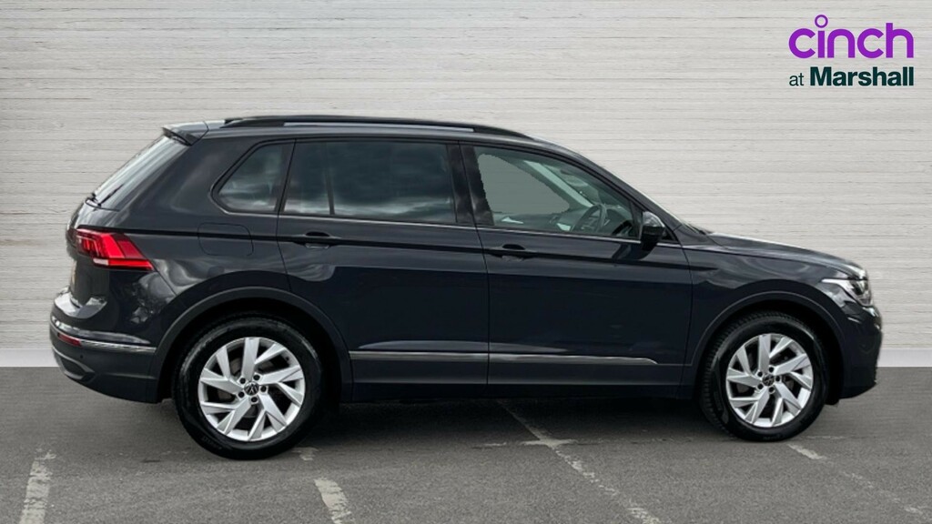 Volkswagen Tiguan Tiguan 1.5 Tsi 150 Life Dsg MT72UXR Grey #2