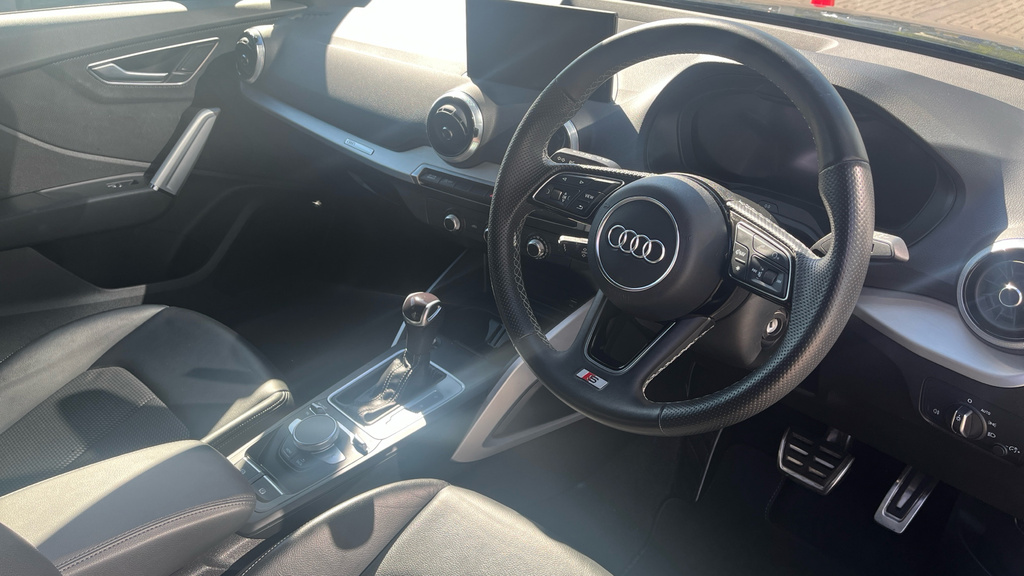 Audi Q2 Q2 35 Tfsi S Line S Tronic LY23RYJ Black #6