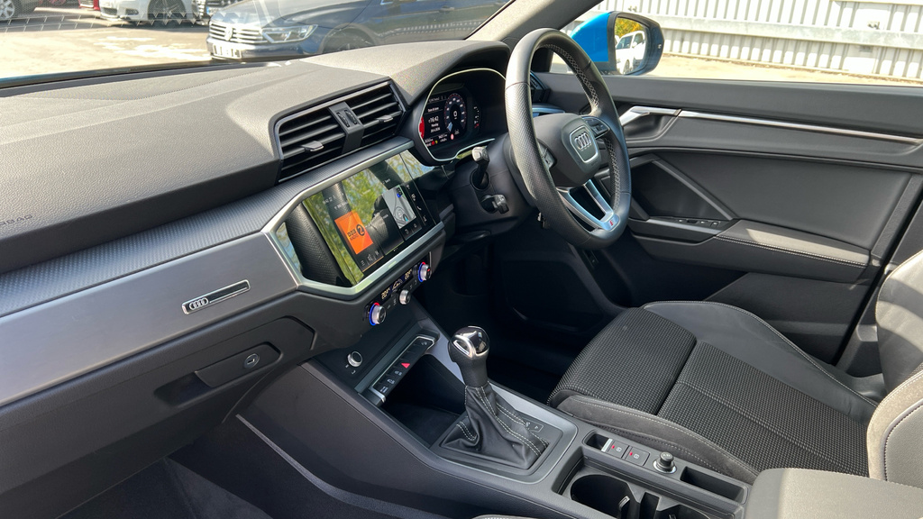 Audi Q3 Q3 35 Tdi S Line S Tronic AP22LZN Blue #2