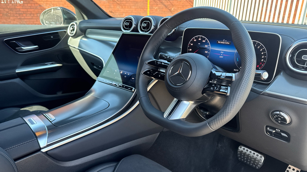 Mercedes-Benz GLC Class Glc 300E 4Matic Urban Edition 9G-tronic HY75YZH White #3