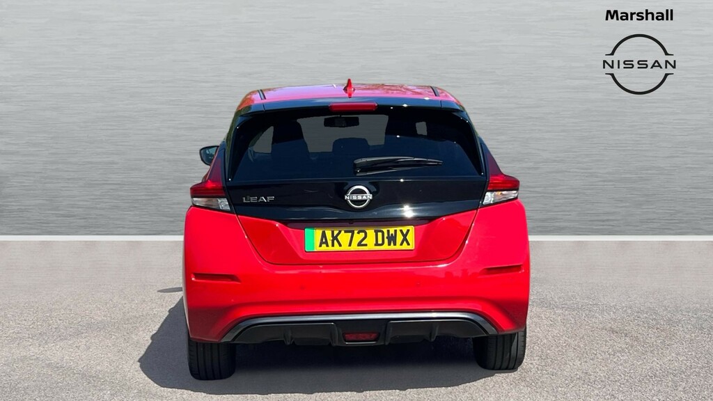 Nissan Leaf Leaf 160Kw E N-connecta 59Kwh AK72DWX Red #6