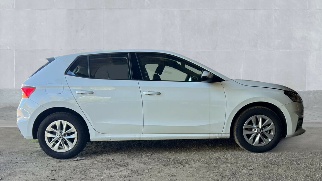 Skoda Fabia Fabia 1.0 Tsi Se Edition GL25DVT White #4