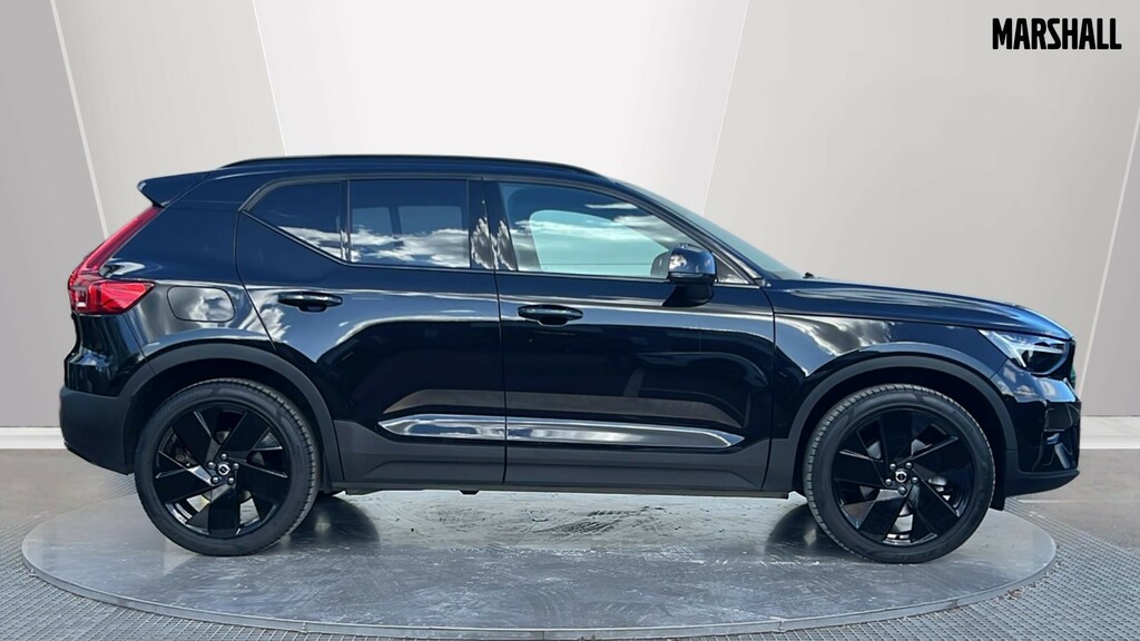 Volvo XC40 Volvo Xc40 Estate 2.0 B3p Plus Black Edition A FE75YUX Black #3