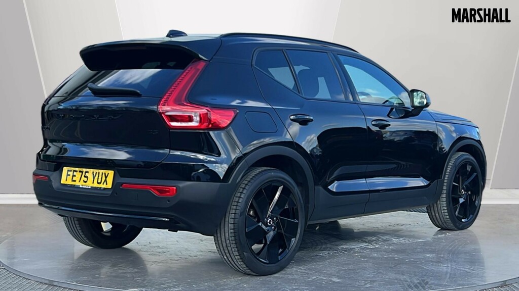 Volvo XC40 Volvo Xc40 Estate 2.0 B3p Plus Black Edition A FE75YUX Black #2