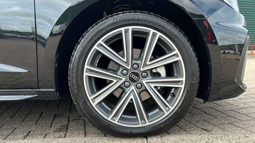 Audi A1 Audi A1 Sportback 35 Tfsi S Line S Tronic RO26YFP Black #5
