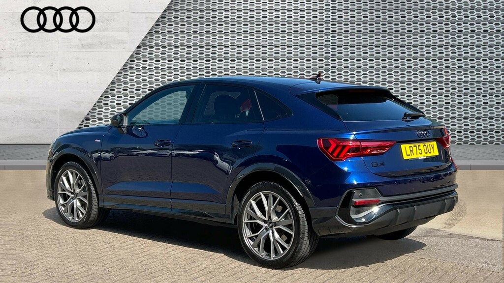 Audi Q3 Q3 35 Tfsi Black Edition S Tronic 20 Alloy LR75OUY Blue #3