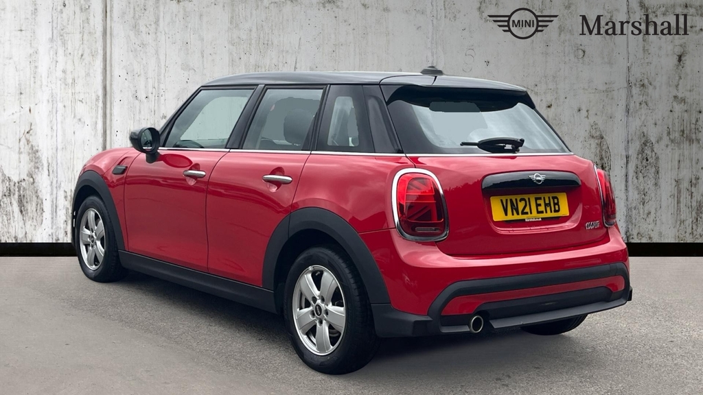 Mini Hatch Hatchback 1.5 Cooper Classic VN21EHB Red #2