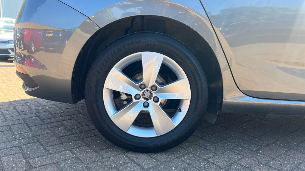 Skoda Scala Scala 1.0 Tsi 95 Se Edition DA25PNX Grey #5