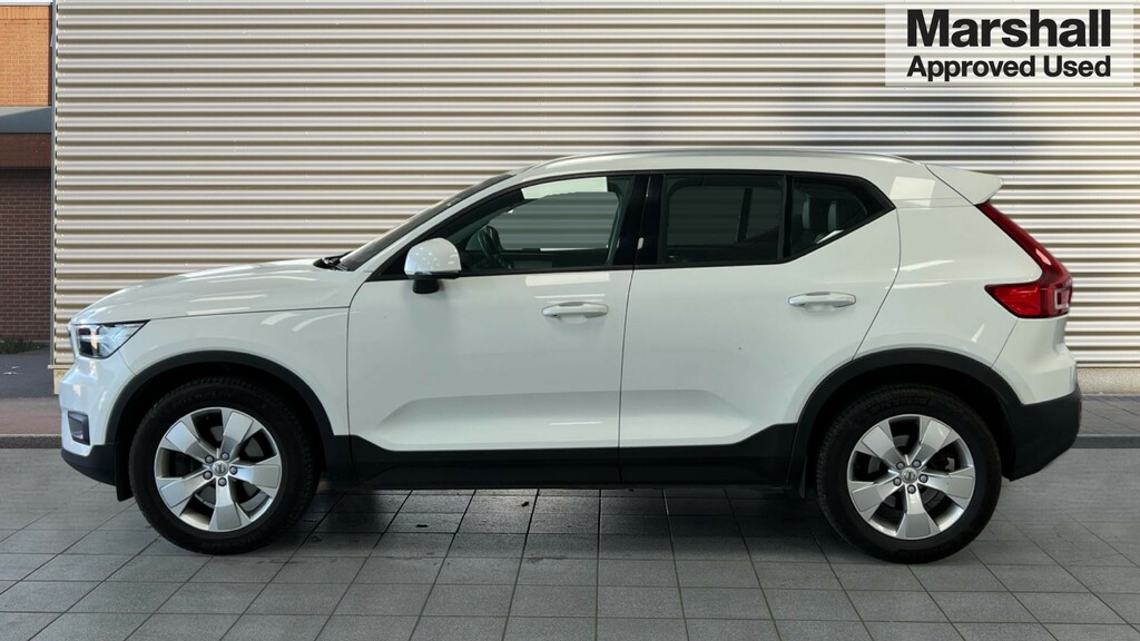 Volvo XC40 Xc40 2.0 T4 Momentum Pro Awd Geartronic DN56BET White #6