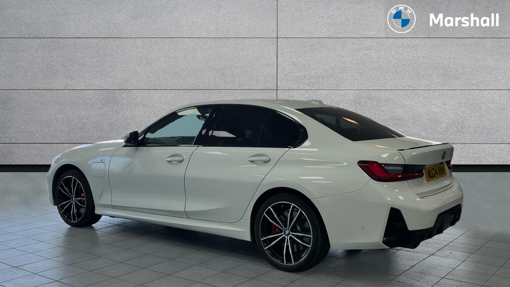 BMW 3 Series 3 Series 330E M Sport Step NU24KKW White #2