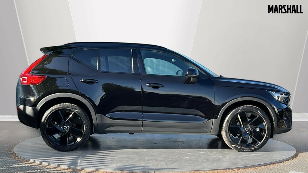Volvo XC40 Xc40 2.0 B3p Plus Black Edition FL75TVT Black #3