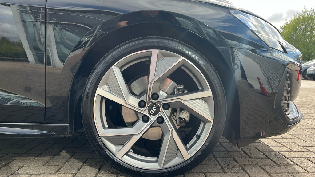 Audi A3 A3 1.5 Tfsi 150 Black Edition S Tronic LV75TGN Black #5