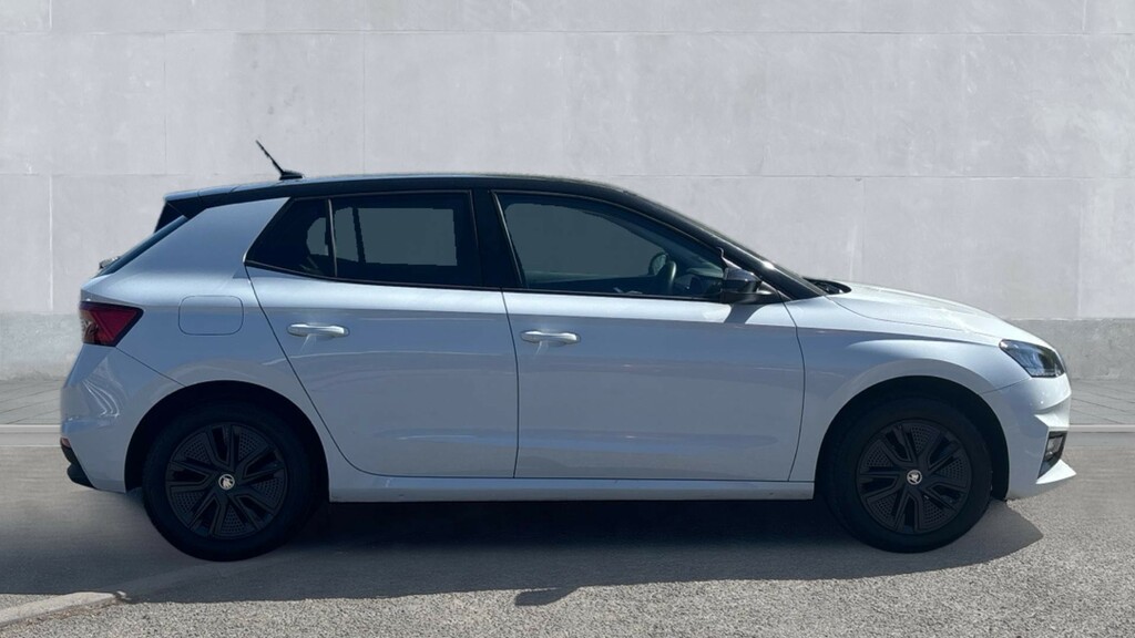 Skoda Fabia Fabia 1.0 Mpi 80 Colour Edition GJ24WEC White #4