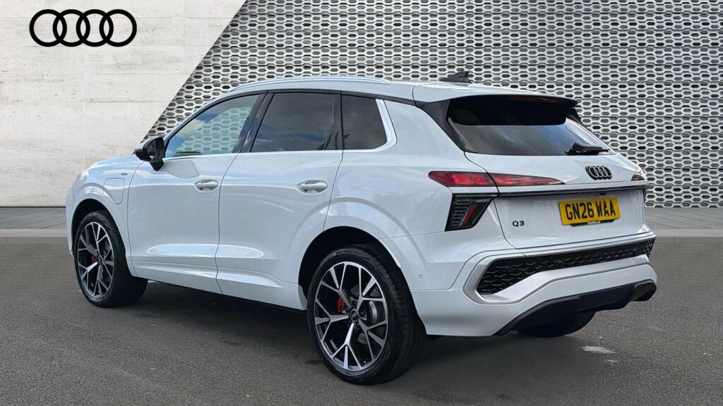 Audi Q3 Audi Q3 Suv S Line E-hybrid 272 Ps S Tronic GN26WAA White #3