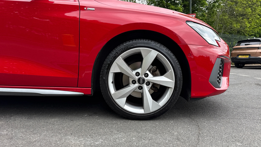 Audi A3 A3 35 Tfsi S Line S Tronic Tech Pack LY73HNW Red #5