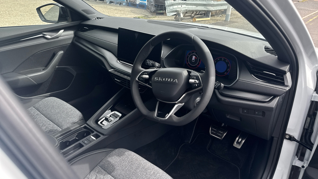 Skoda Octavia Octavia Estate Sportline 1.5 Tsi E-tec 150 Ps Dsg RE26HOA White #6