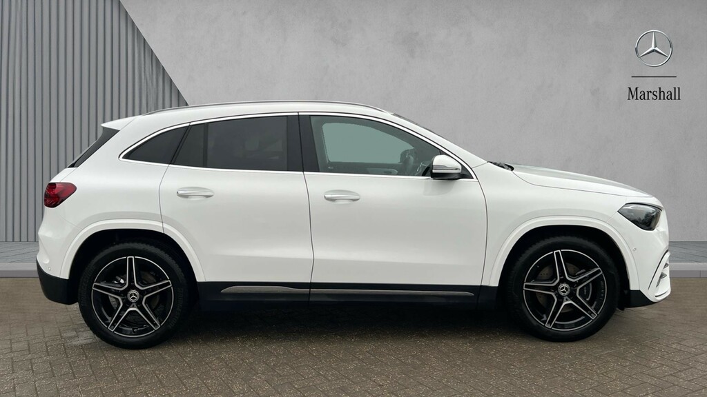 Mercedes-Benz GLA Class Gla 200 Amg Line Executive KK25BZH White #4