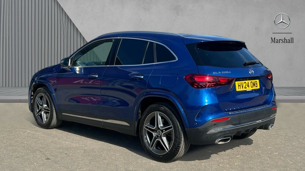 Mercedes-Benz GLA Class Gla 220D 4Matic Amg Line Premium HV24OMB Blue #2
