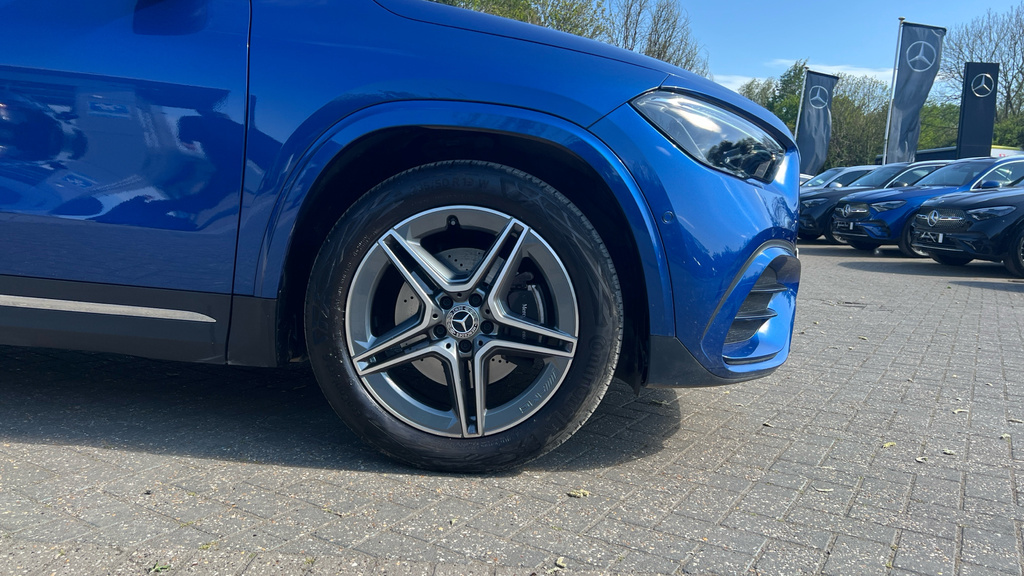 Mercedes-Benz GLA Class Gla 220D 4Matic Amg Line Premium HV24OMB Blue #5