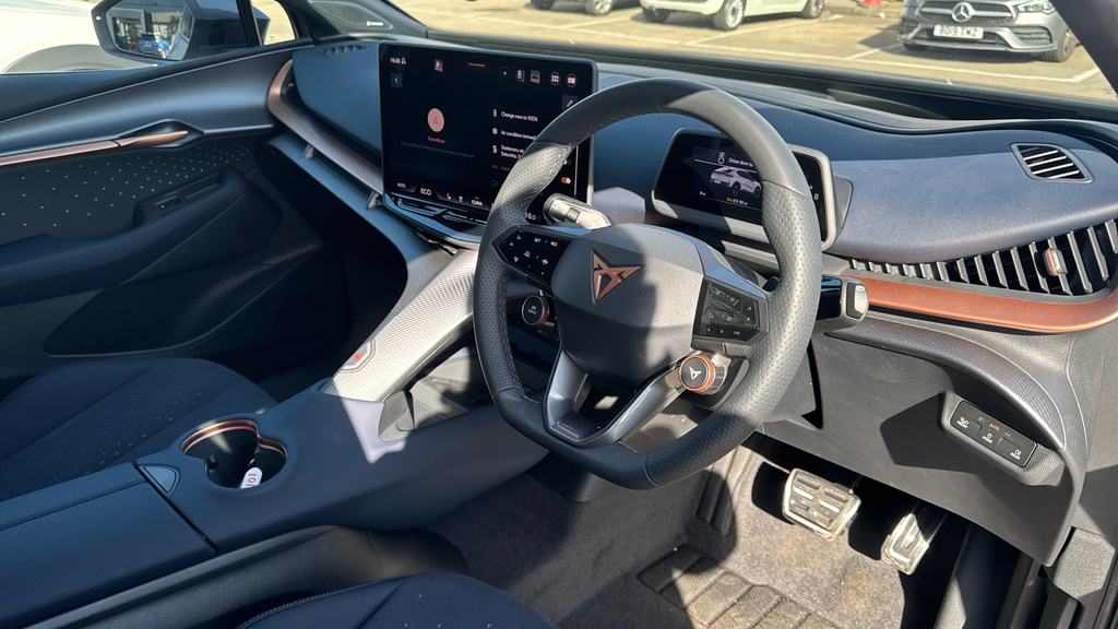 Cupra Tavascan Tavascan 210Kw V2 77Kwh KR26NDX White #6
