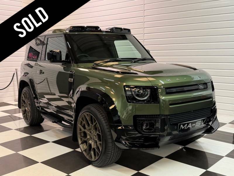 Land Rover Defender 90 Land Rover Defender 90 3.0 D250 Hard Top S B Green
