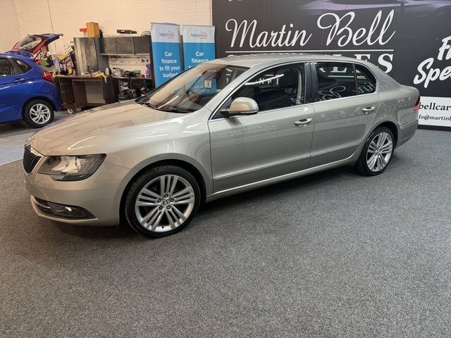 Skoda Superb 1.8 Tsi Elegance Dsg Beige #2