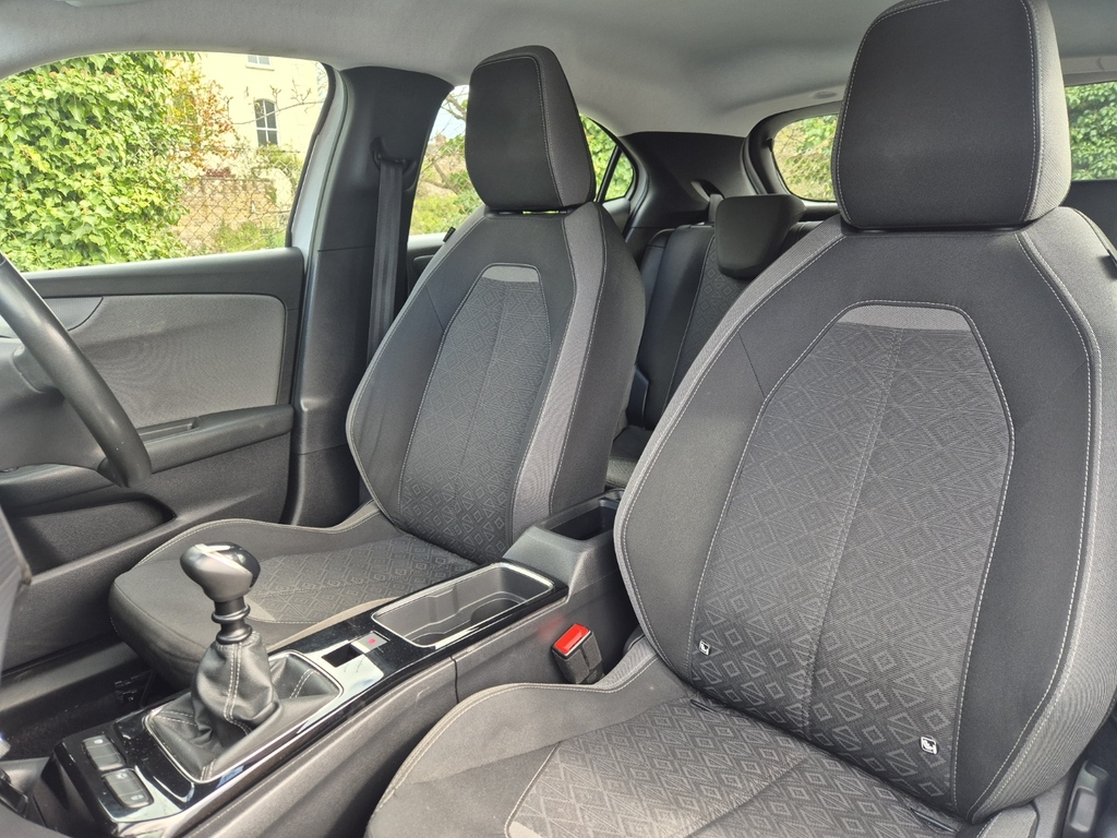 Vauxhall Corsa E Elite Nav Red #14