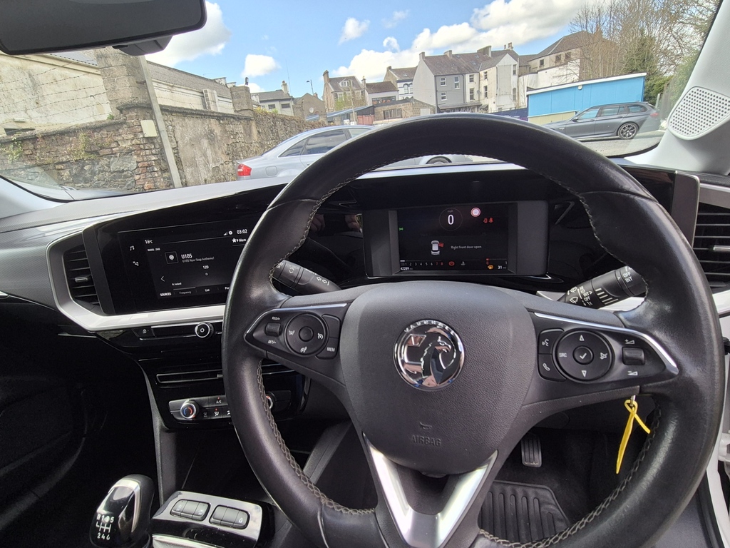 Vauxhall Corsa E Elite Nav Red #16