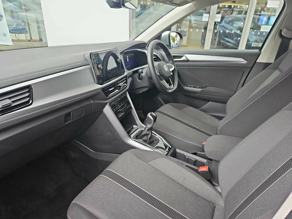 Volkswagen T-Roc 1.5 Tsi Match RE75NRV Silver #2