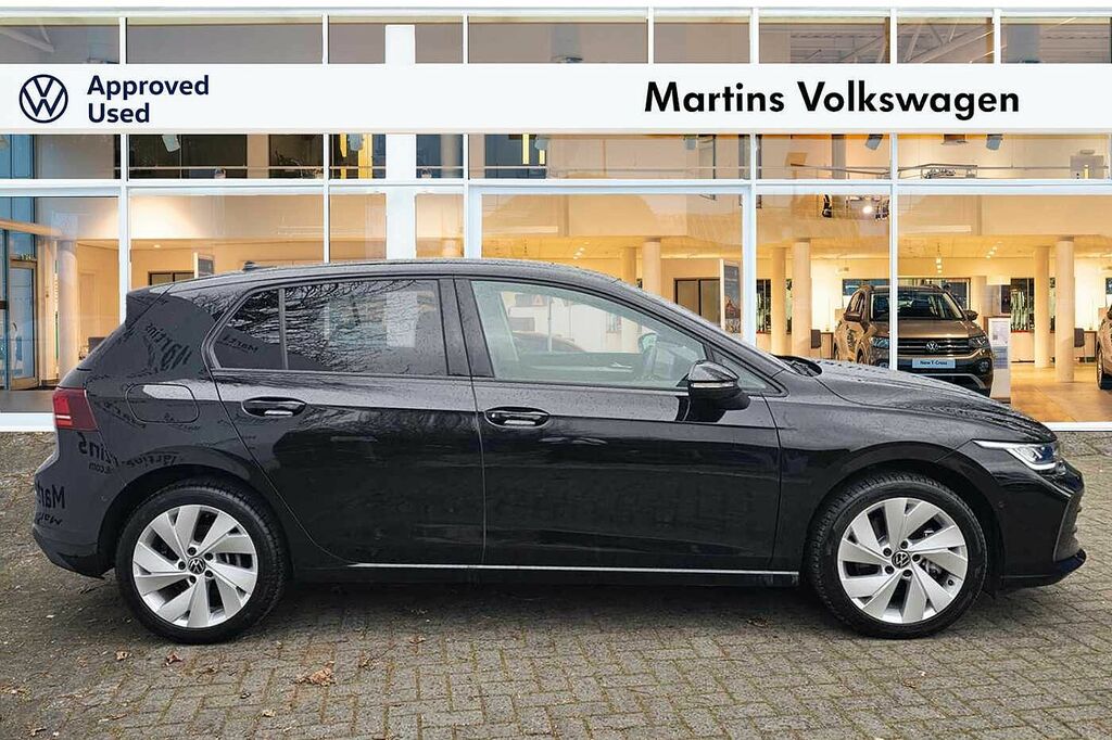 Volkswagen Golf 1.5 Tsi 204 Match Ehybrid Dsg GD25OUS Black #4