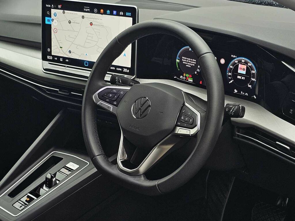 Volkswagen Golf 1.5 Tsi 204 Match Ehybrid Dsg GD25OUS Black #6