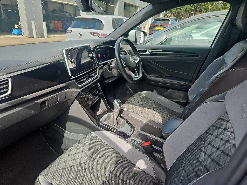Volkswagen T-Roc 1.5 Tsi R-line GY73OFL White #2