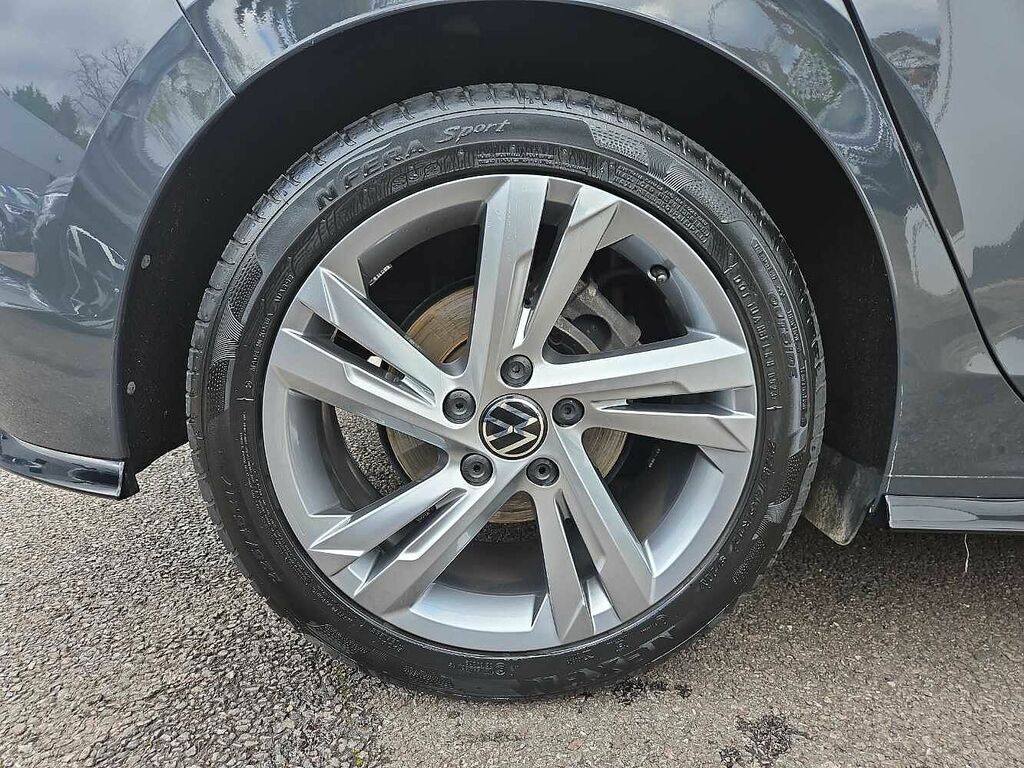 Volkswagen Golf 1.5 Tsi R-line RE73KVL Grey #5