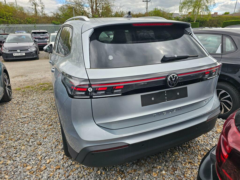 Volkswagen Tiguan 1.5 Etsi Mhev Match Dsg Euro 6 Ss  Silver #4