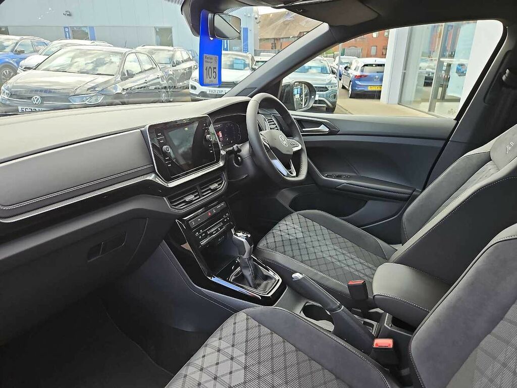 Volkswagen T-Cross 1.0 Tsi Black Edition Dsg RO26XLD Black #2