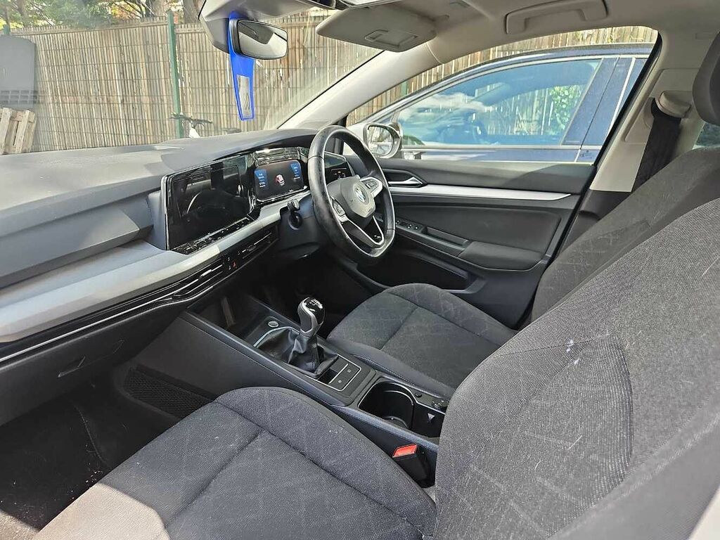 Volkswagen Golf 1.5 Tsi Life RF22EKX Grey #2