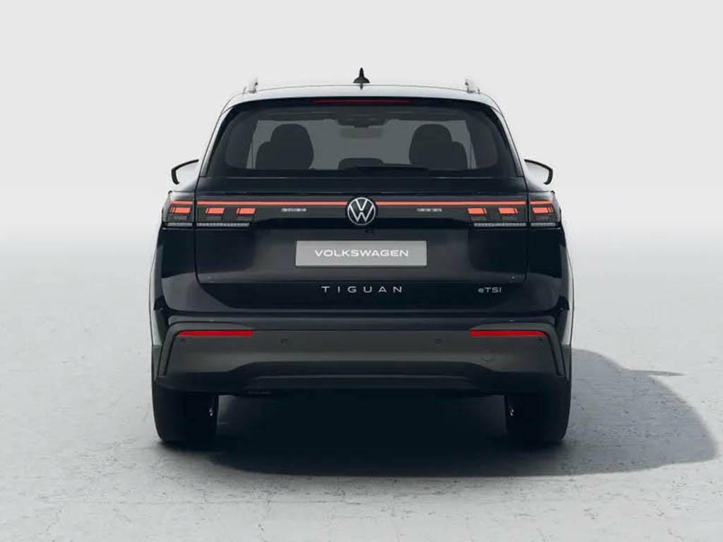 Volkswagen Tiguan 1.5 Etsi Mhev Match Dsg Euro 6 Ss  Black #4