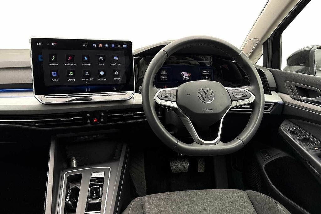 Volkswagen Golf 1.5 Tsi 204 Match Ehybrid Dsg GD25EFH Black #2