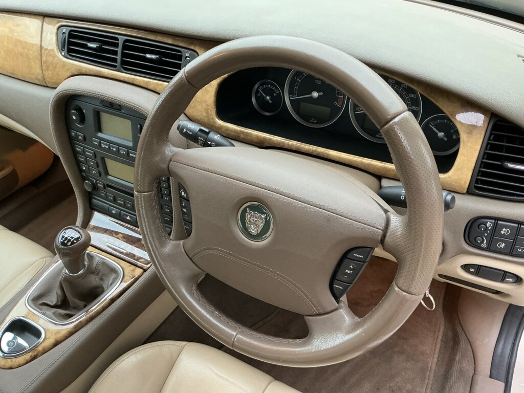 Jaguar S-Type 2.7D V6 Se Beige #2