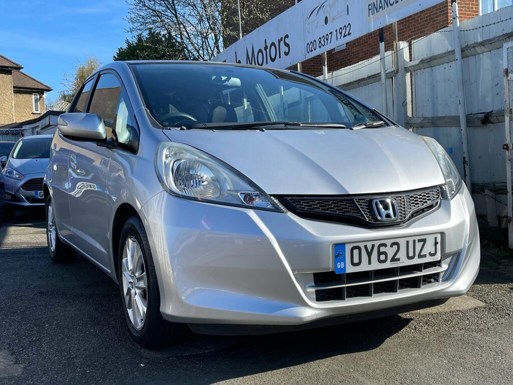 Honda Jazz 1.4 I-vtec Es Cvt Euro 5 OY62UZJ Silver #4