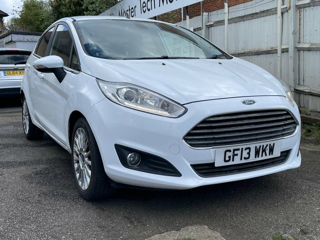 Ford Fiesta 1.0T Ecoboost Titanium Euro 5 Ss GF13WKW White #4